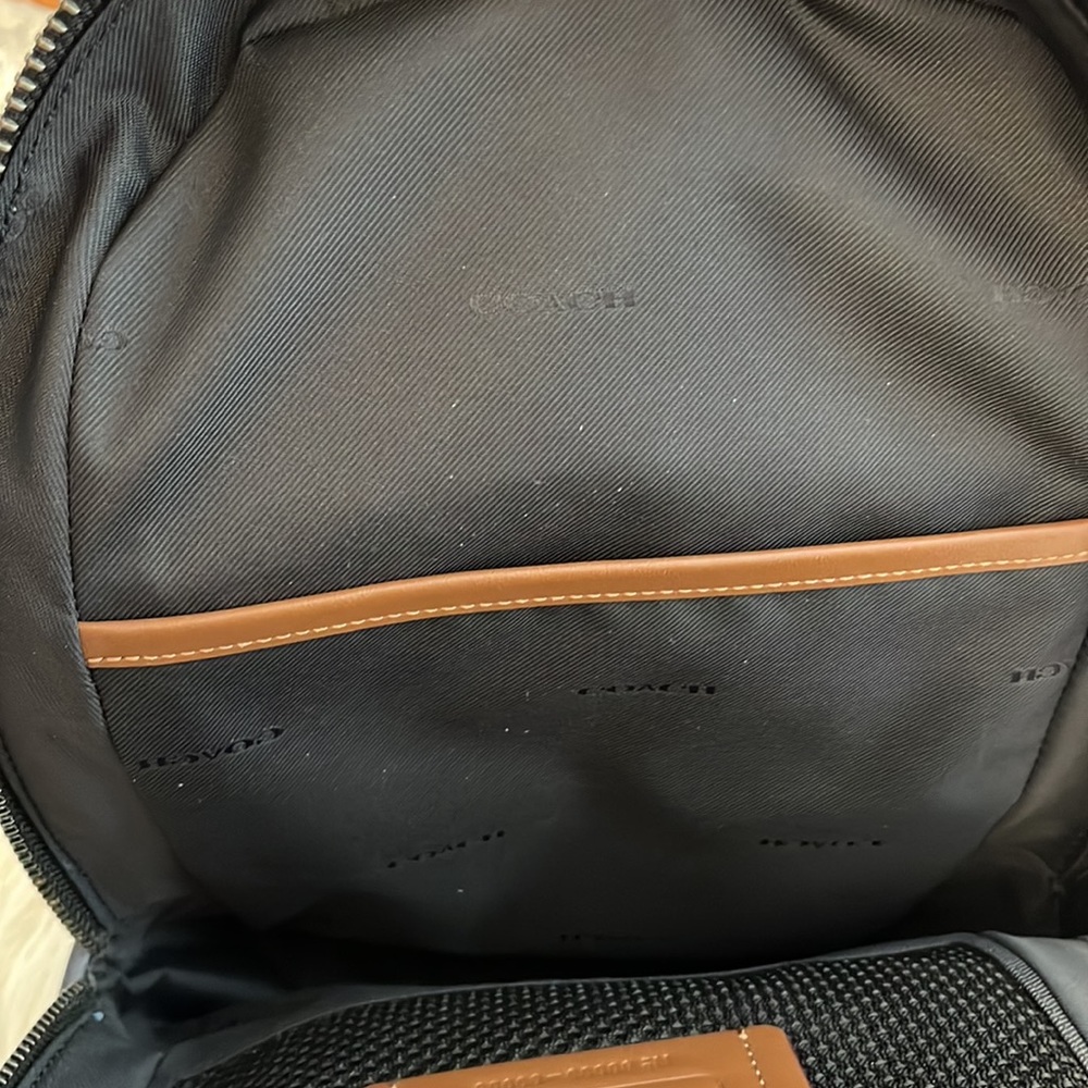 Coach Crossbody Pack - Picture 6 of 13